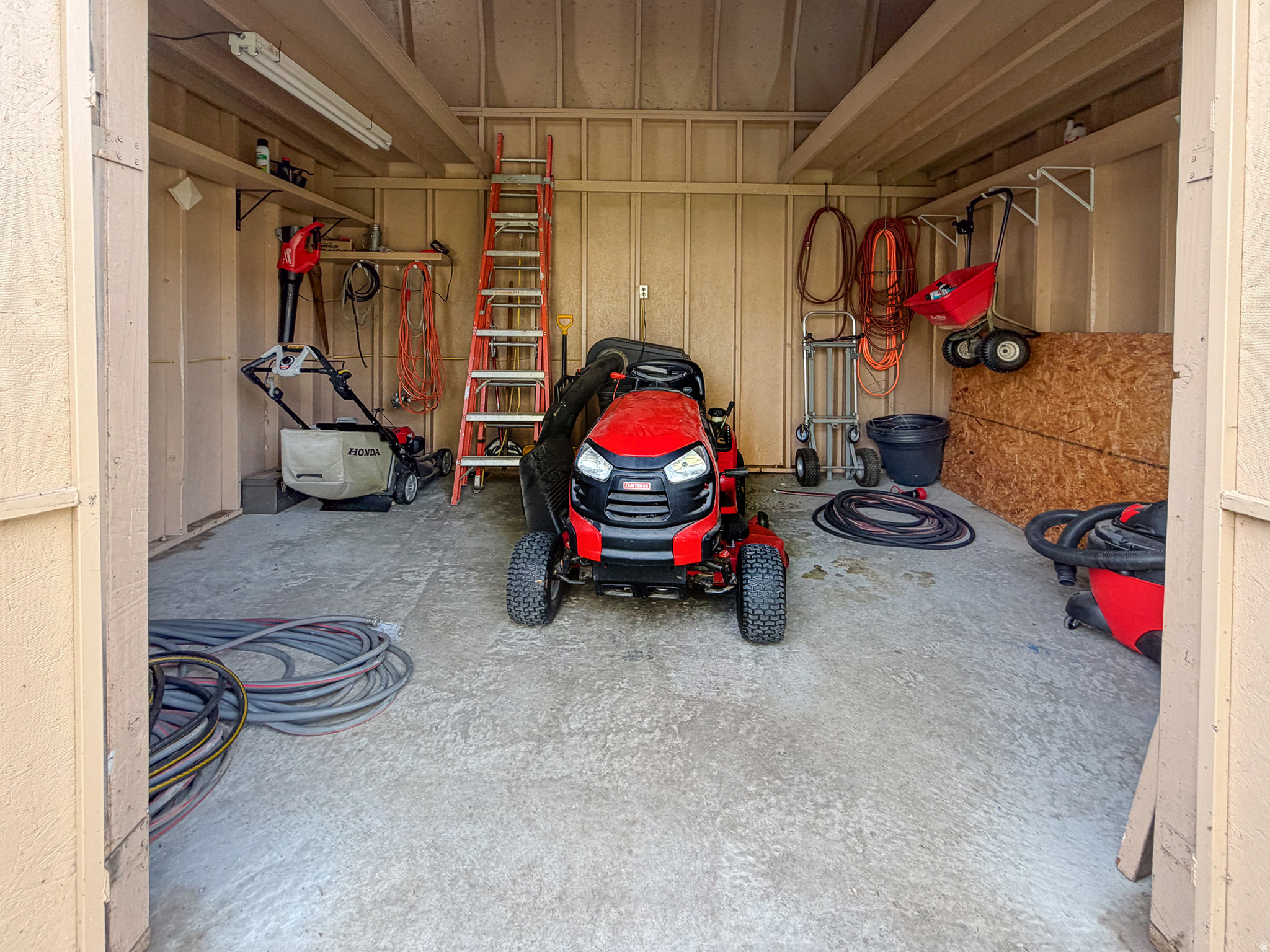 NEWBERRY PLACE - Residential