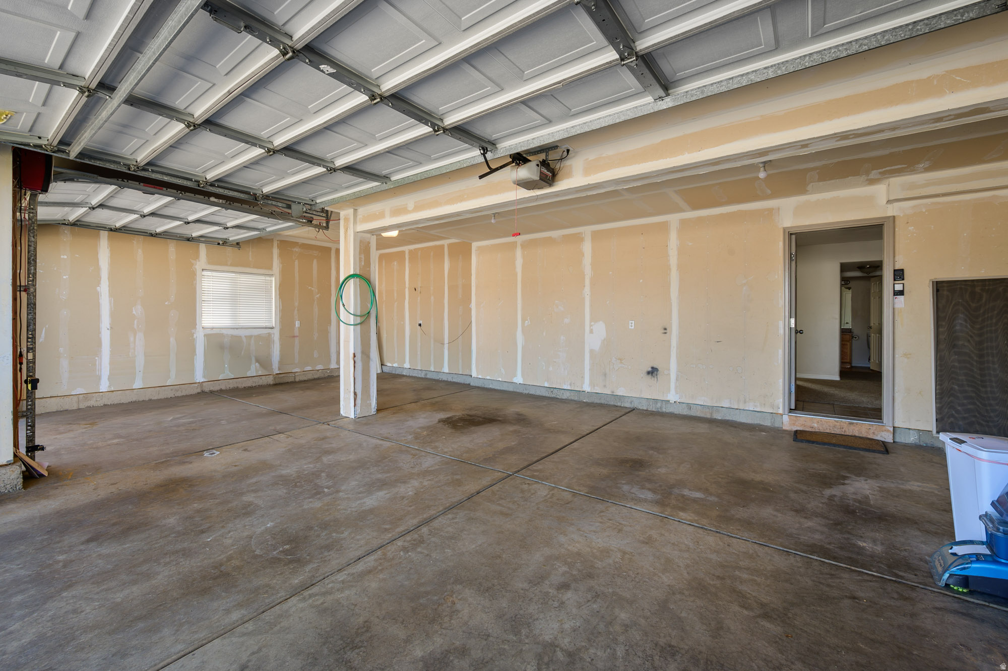 FREEDOM ESTATES - Residential