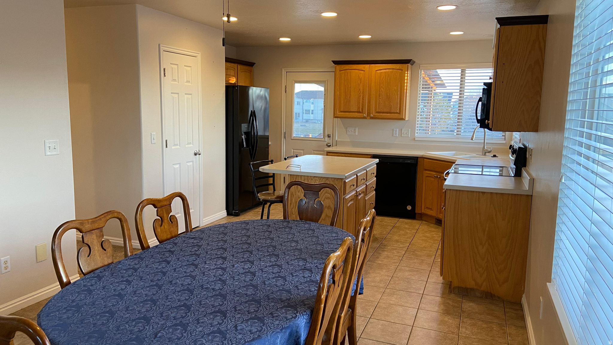 FREEDOM ESTATES - Residential