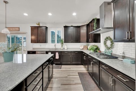 Tiny photo for 4433 W THORLEY DR, Herriman, UT 84096 (MLS # 2137006)