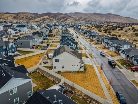 Tiny photo for 4433 W THORLEY DR, Herriman, UT 84096 (MLS # 2137006)