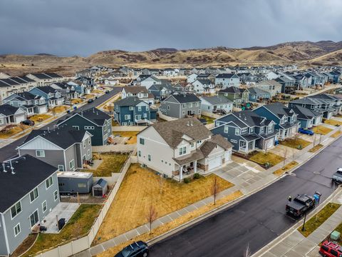 Tiny photo for 4433 W THORLEY DR, Herriman, UT 84096 (MLS # 2137006)