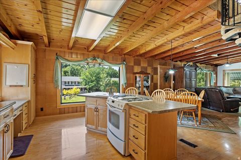 Tiny photo for 2391 KAYS CREEK DR, Layton, UT 84040 (MLS # 2132642)