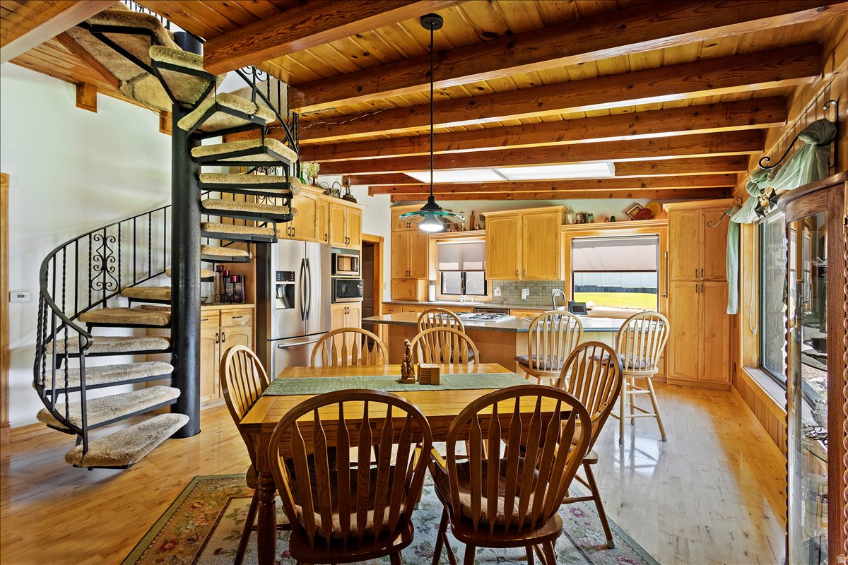 DAWSON HOLLOW ESTATES - Residential