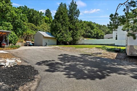 Tiny photo for 2391 KAYS CREEK DR, Layton, UT 84040 (MLS # 2132642)