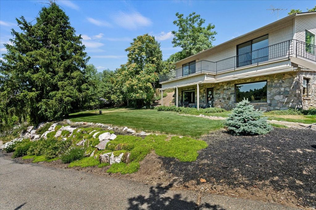 Photo of 2391 KAYS CREEK DR, Layton, UT 84040 (MLS # 2132642)