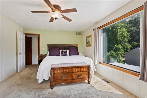 Tiny photo for 2391 KAYS CREEK DR, Layton, UT 84040 (MLS # 2132642)