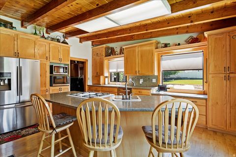 Tiny photo for 2391 KAYS CREEK DR, Layton, UT 84040 (MLS # 2132642)