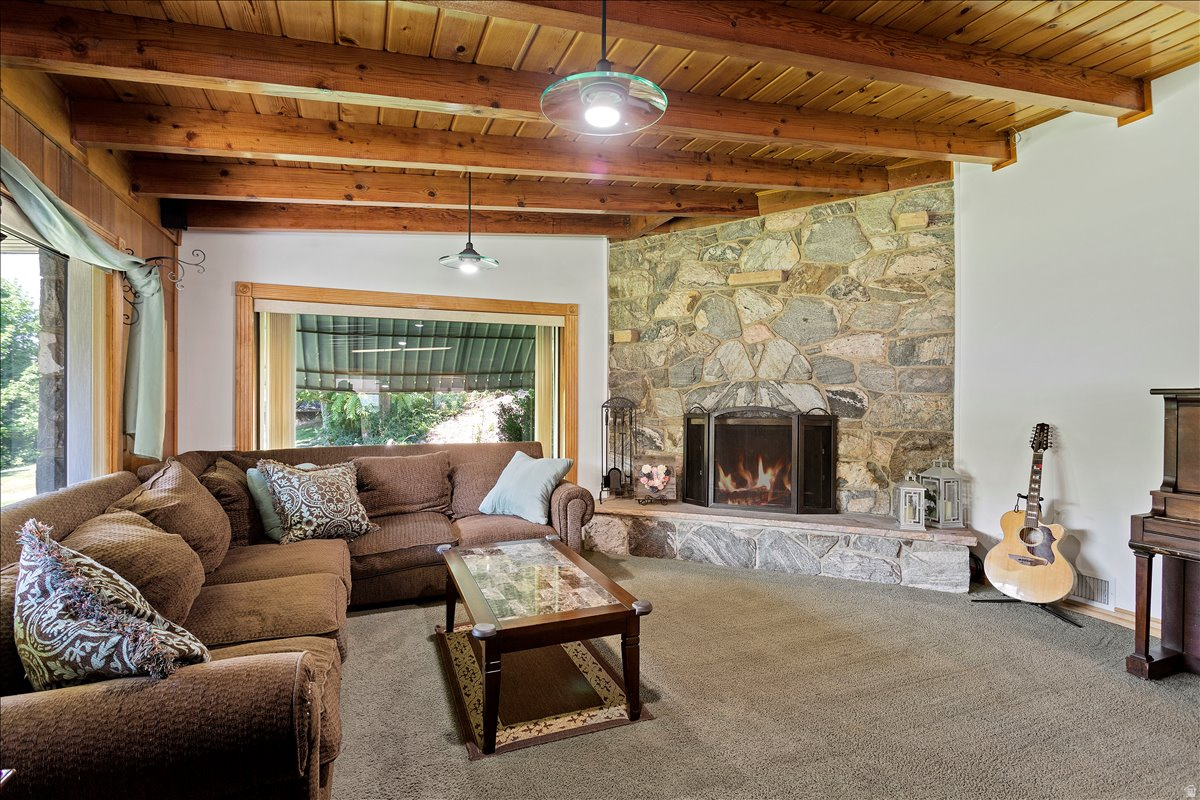 DAWSON HOLLOW ESTATES - Residential