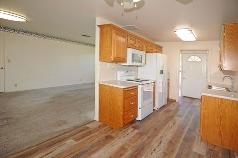 Tiny photo for 439 E 1650 S, Bountiful, UT 84010 (MLS # 2153518)