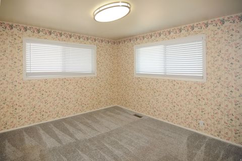 Tiny photo for 439 E 1650 S, Bountiful, UT 84010 (MLS # 2153518)