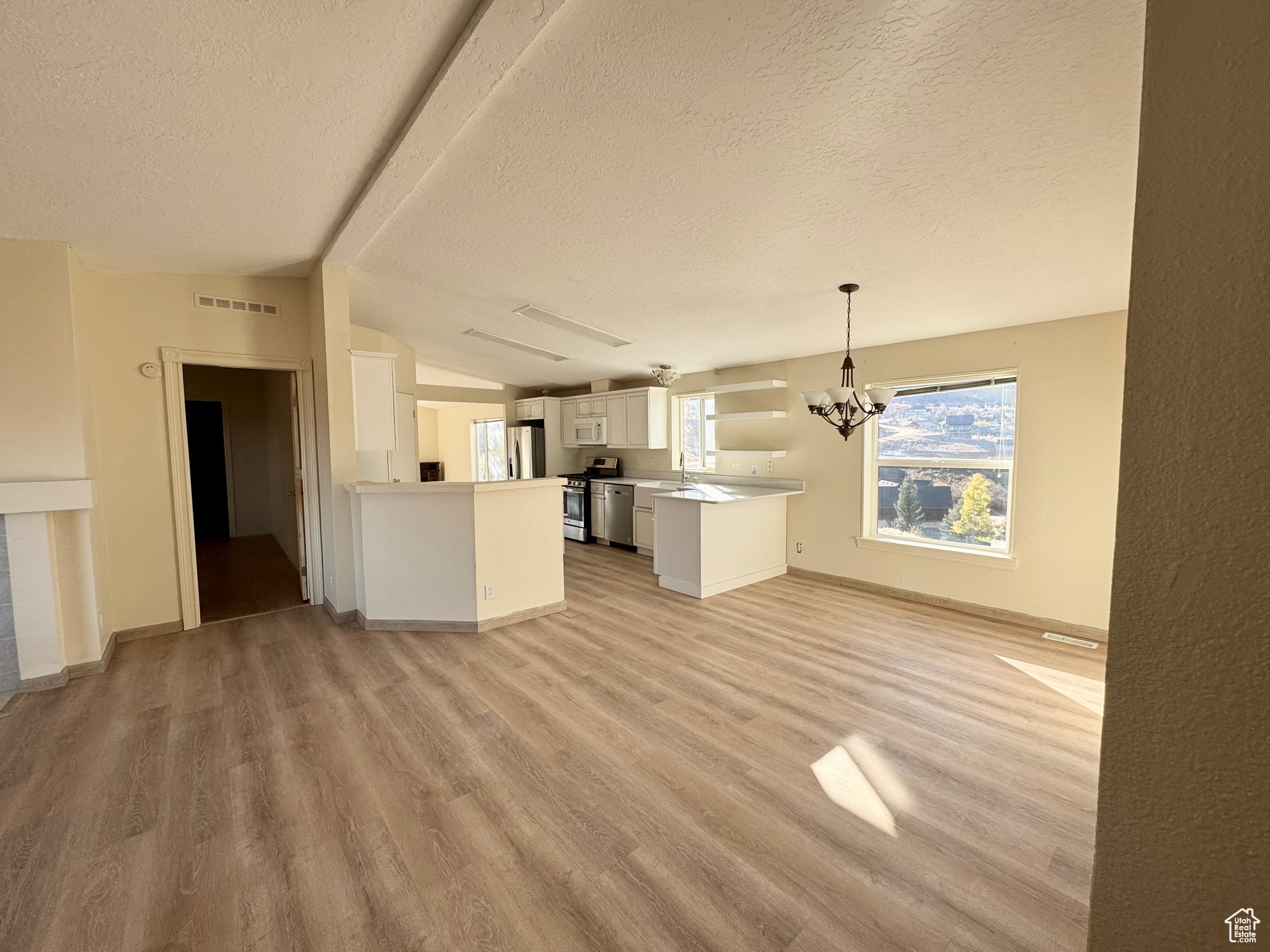 SWAN CREEK VILLAGE PH 1 - Residential