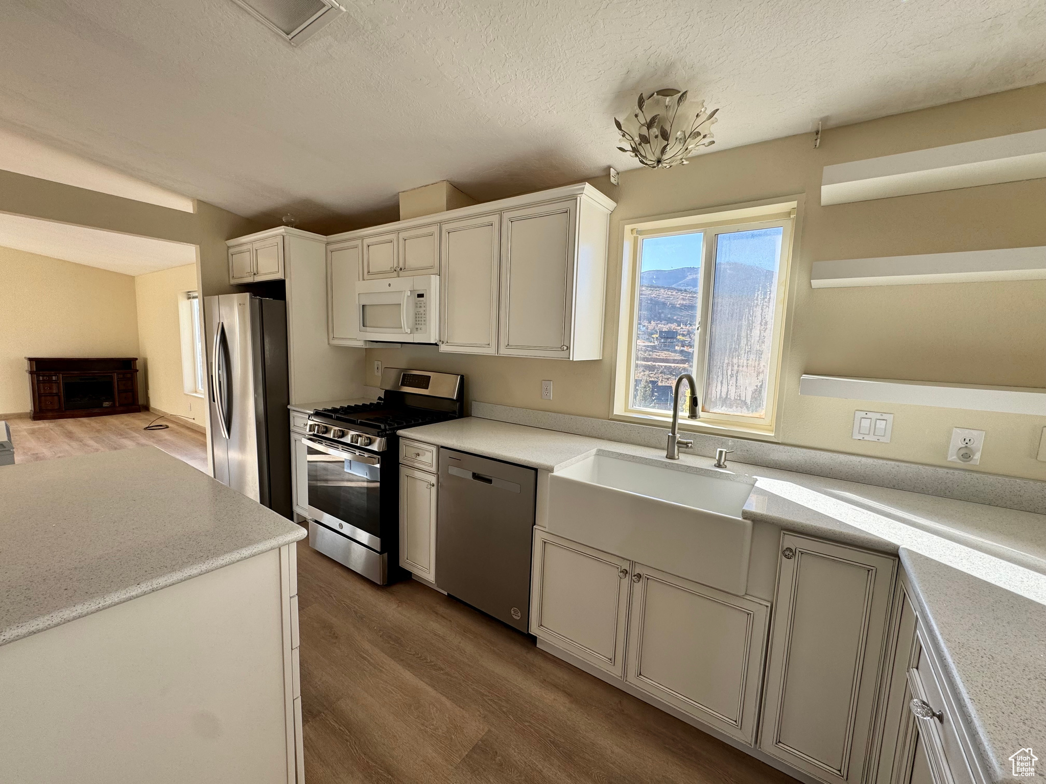 SWAN CREEK VILLAGE PH 1 - Residential