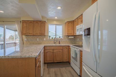 Tiny photo for 1579 E 8730 S, Sandy, UT 84093 (MLS # 2131595)