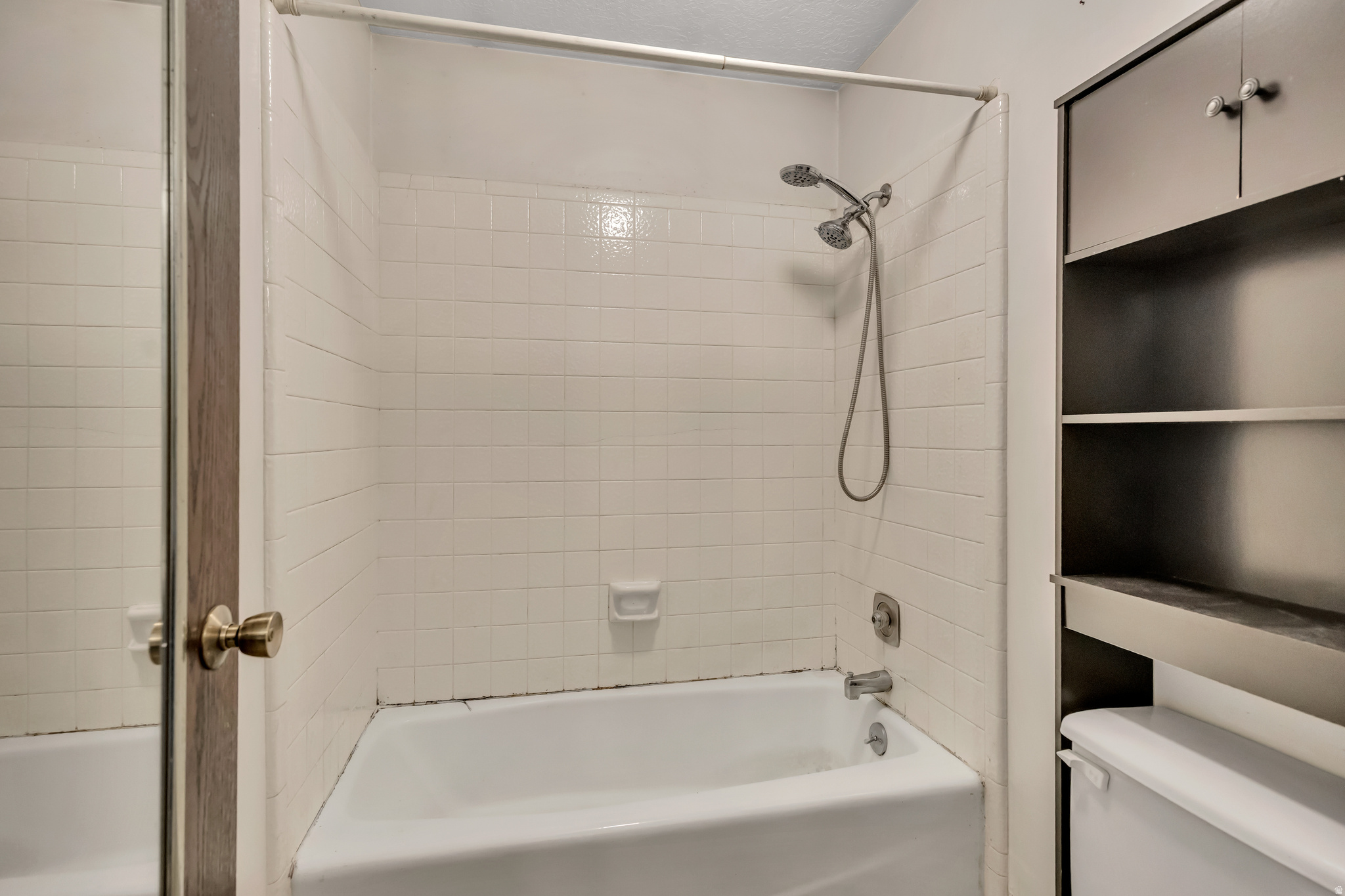 SUNDOWNER - Residential