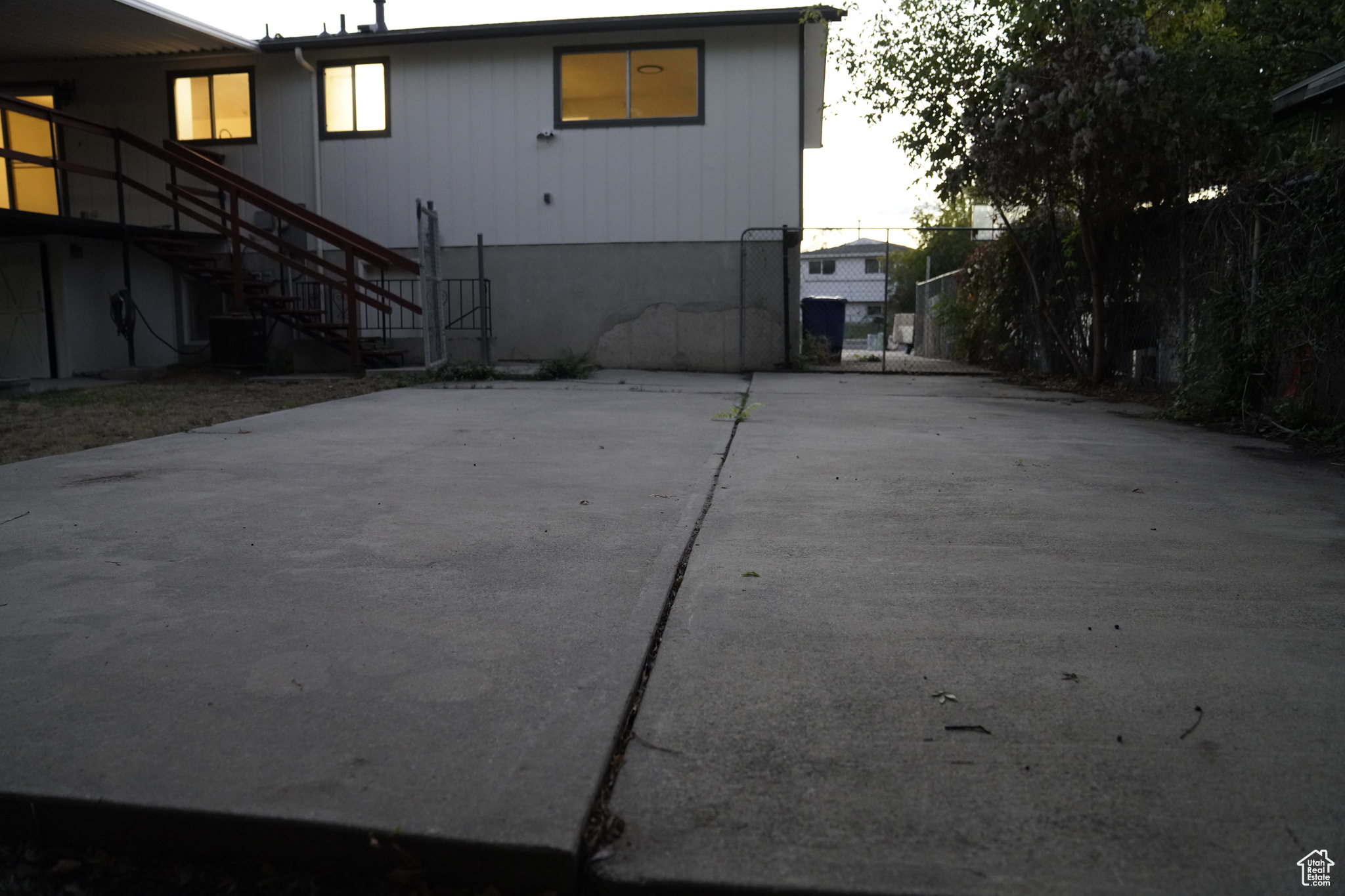 MEADOW WOOD ESTATES - Residential