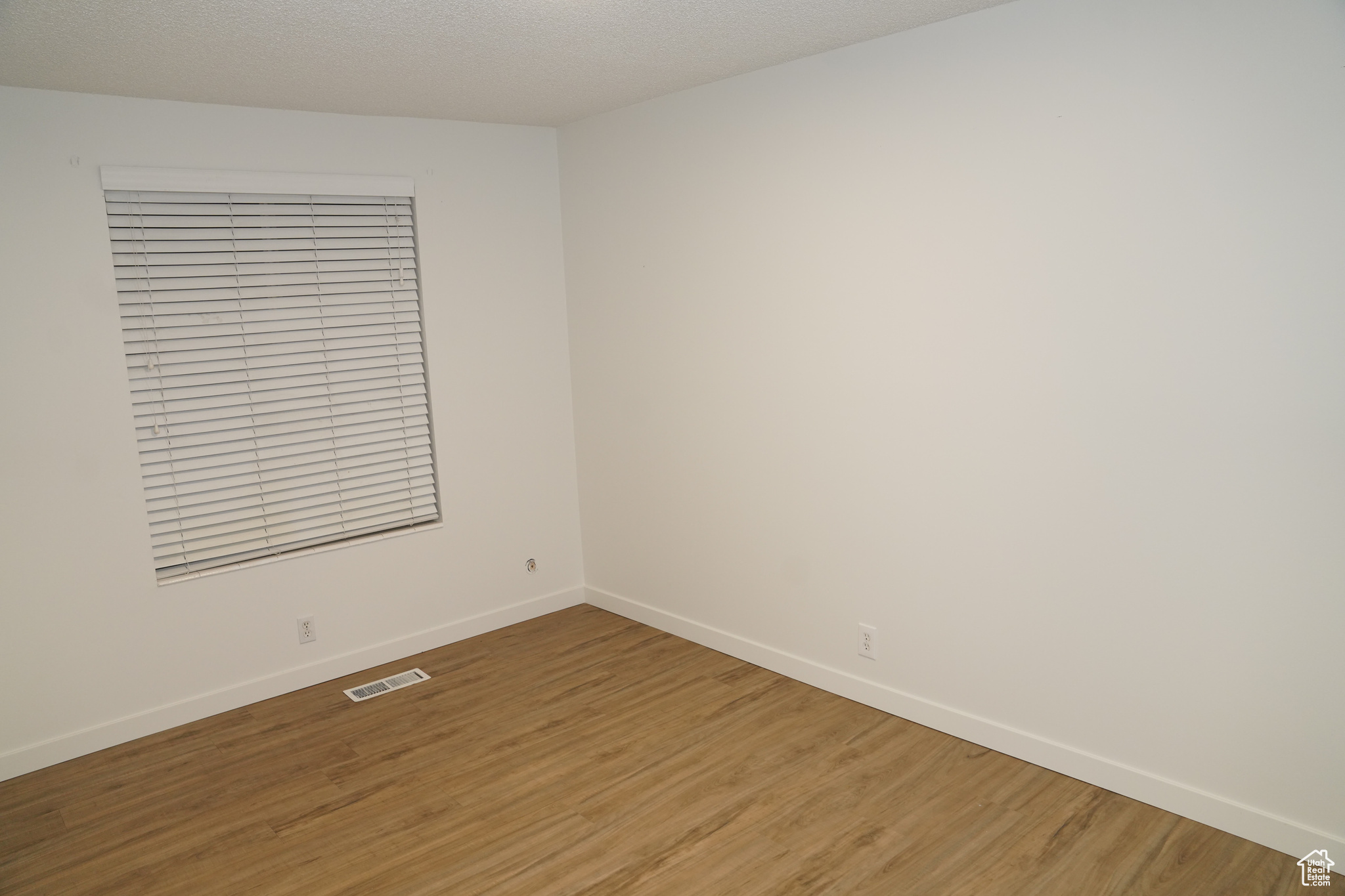 MEADOW WOOD ESTATES - Residential