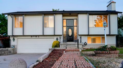 Photo of 3761 S OXFORD WAY, West Valley City, UT 84119 (MLS # 2117752)