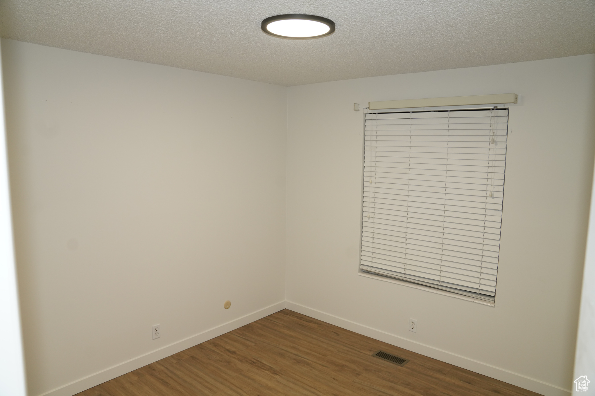 MEADOW WOOD ESTATES - Residential