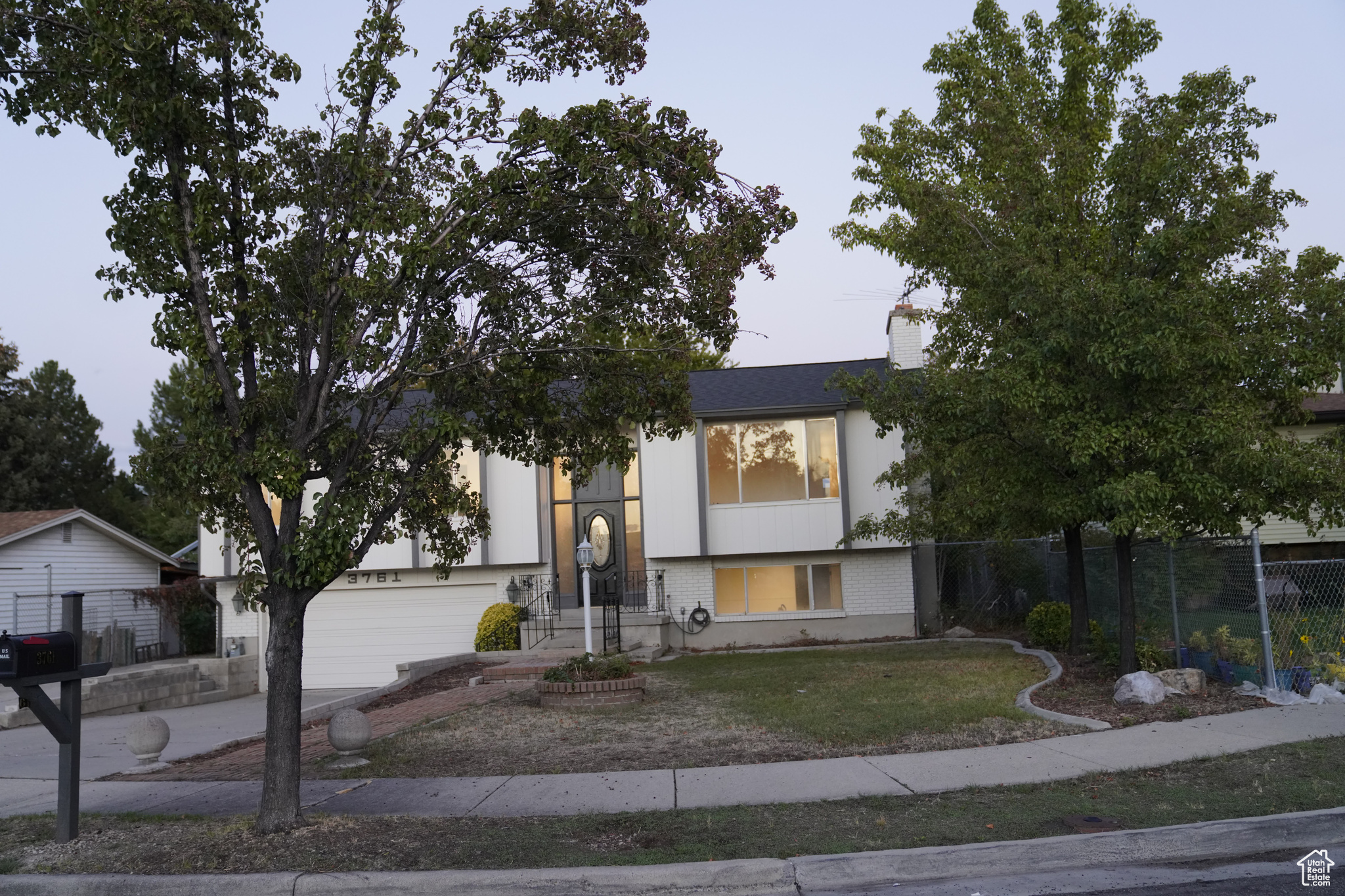 MEADOW WOOD ESTATES - Residential