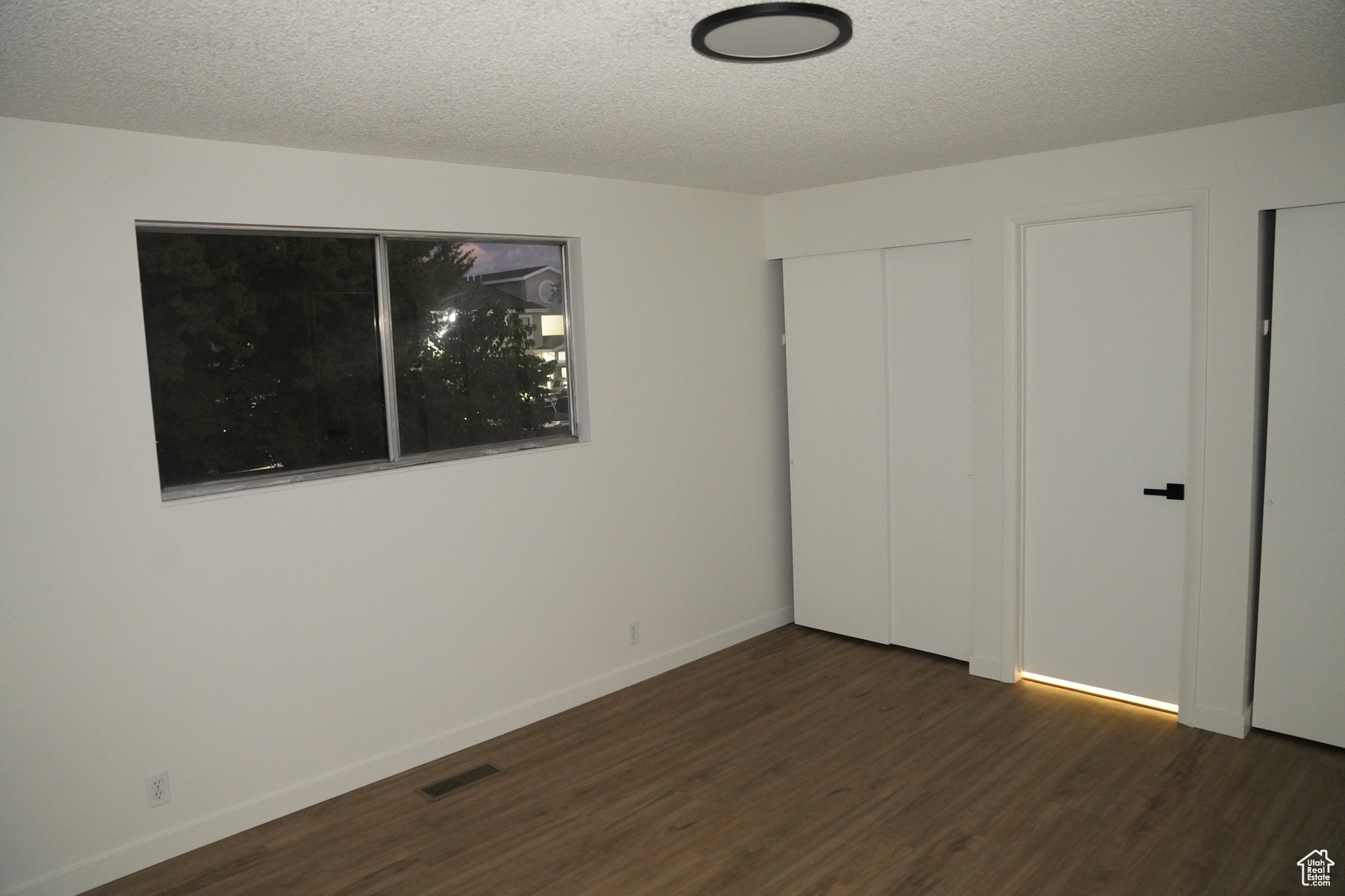 MEADOW WOOD ESTATES - Residential