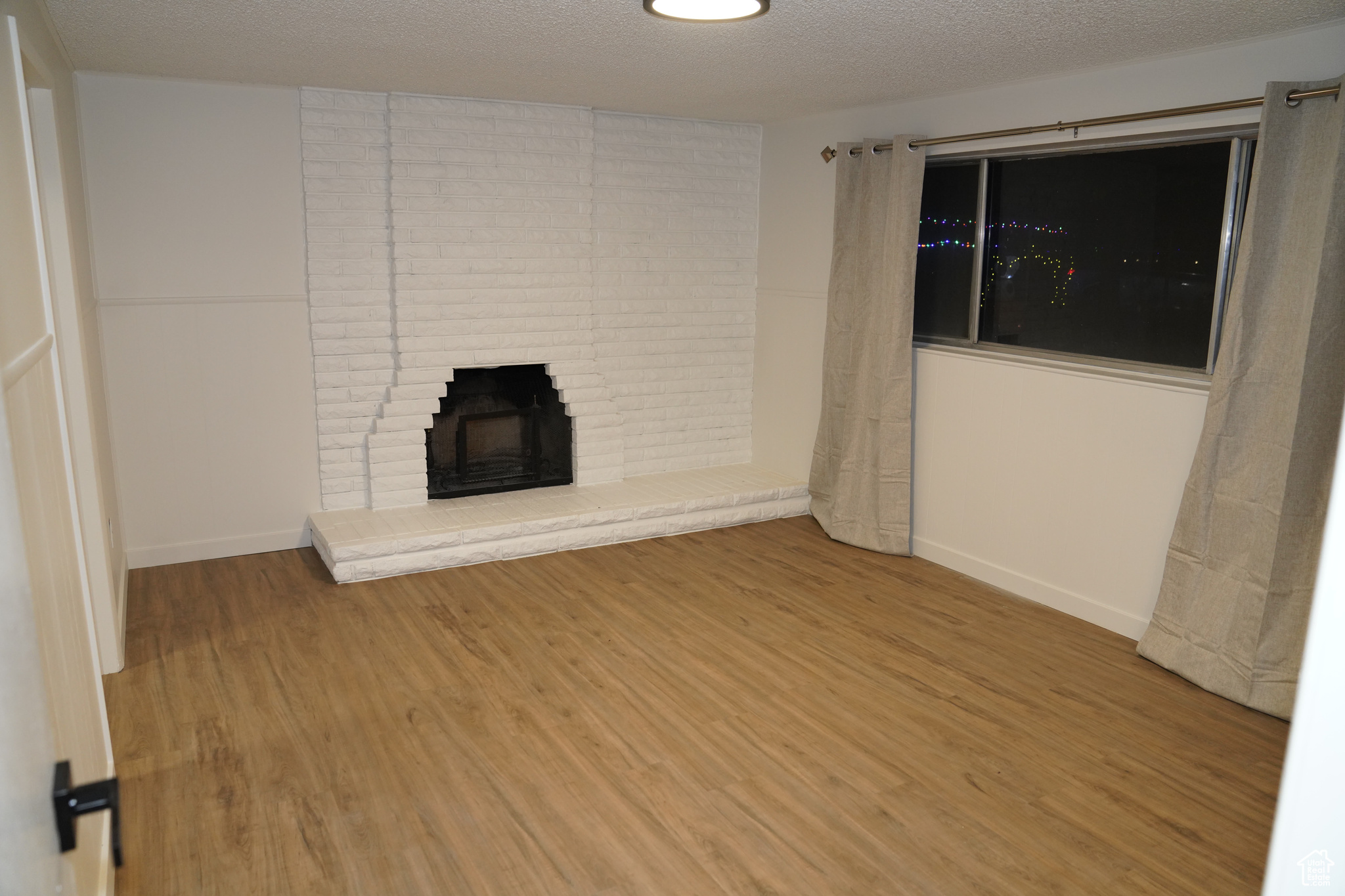 MEADOW WOOD ESTATES - Residential