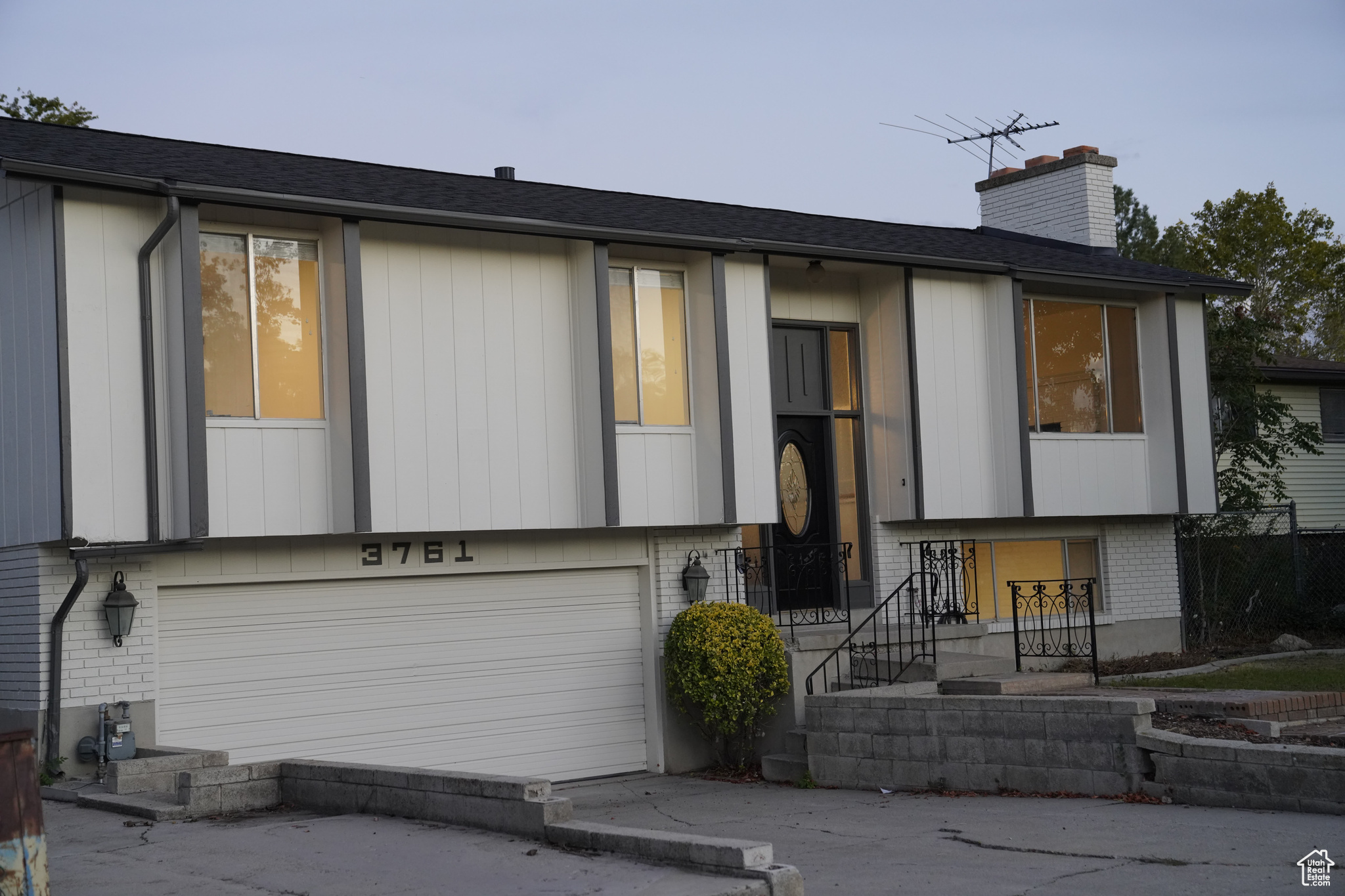 MEADOW WOOD ESTATES - Residential