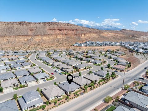 Tiny photo for 597 S BALANCING ROCK DR, Washington, UT 84780 (MLS # 2154577)
