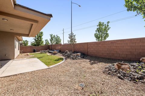 Tiny photo for 597 S BALANCING ROCK DR, Washington, UT 84780 (MLS # 2154577)