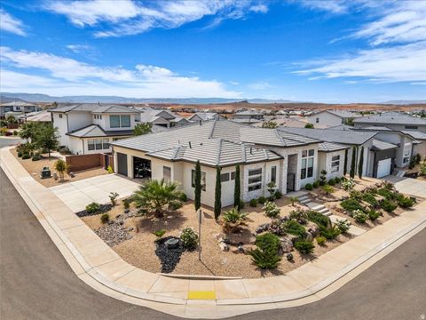 Tiny photo for 1314 E CHEYENNE WAY, Washington, UT 84780 (MLS # 2154752)