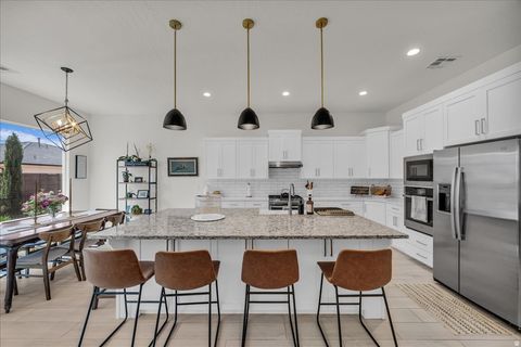 Tiny photo for 1314 E CHEYENNE WAY, Washington, UT 84780 (MLS # 2154752)