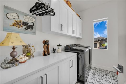 Tiny photo for 1314 E CHEYENNE WAY, Washington, UT 84780 (MLS # 2154752)