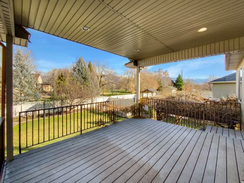 Tiny photo for 969 S VIEW CREST LN, Kaysville, UT 84037 (MLS # 2126555)