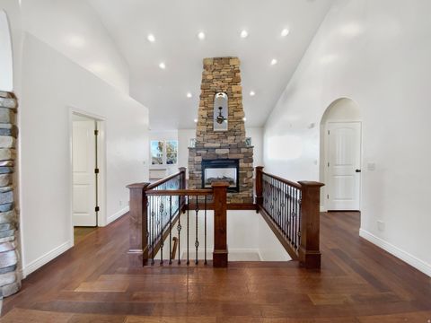 Tiny photo for 969 S VIEW CREST LN, Kaysville, UT 84037 (MLS # 2126555)