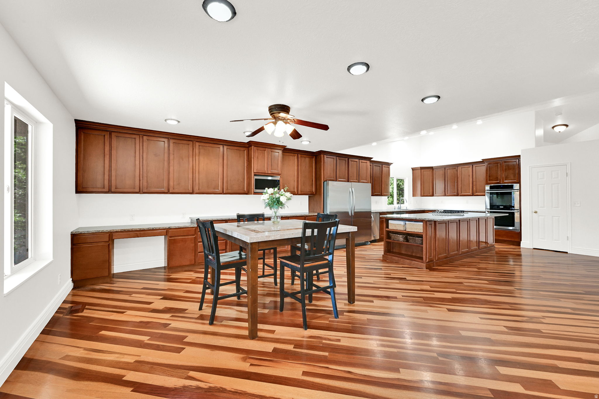 CANTERBURY CORNERS - Residential