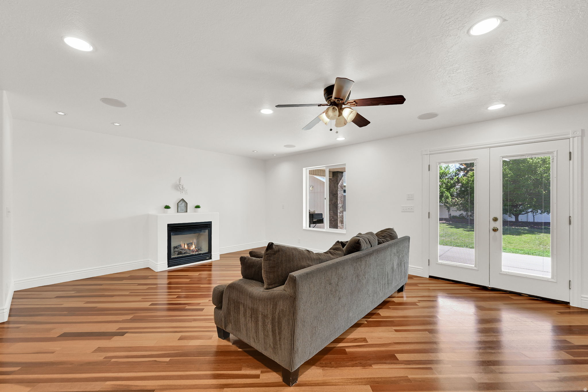 CANTERBURY CORNERS - Residential