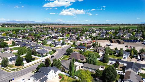 Tiny photo for 1111 S 2200 W, Syracuse, UT 84075 (MLS # 2161263)
