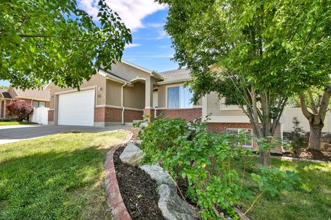 Tiny photo for 1111 S 2200 W, Syracuse, UT 84075 (MLS # 2161263)