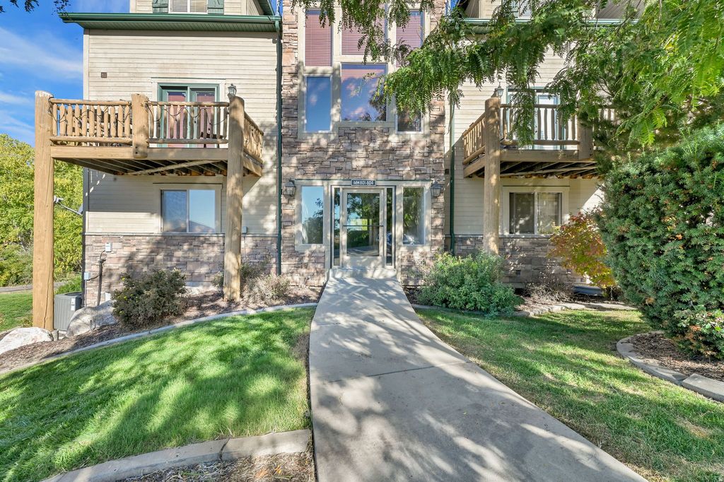 Photo of 3521 N FOX RUN DR E #803, Eden, UT 84310 (MLS # 2148509)