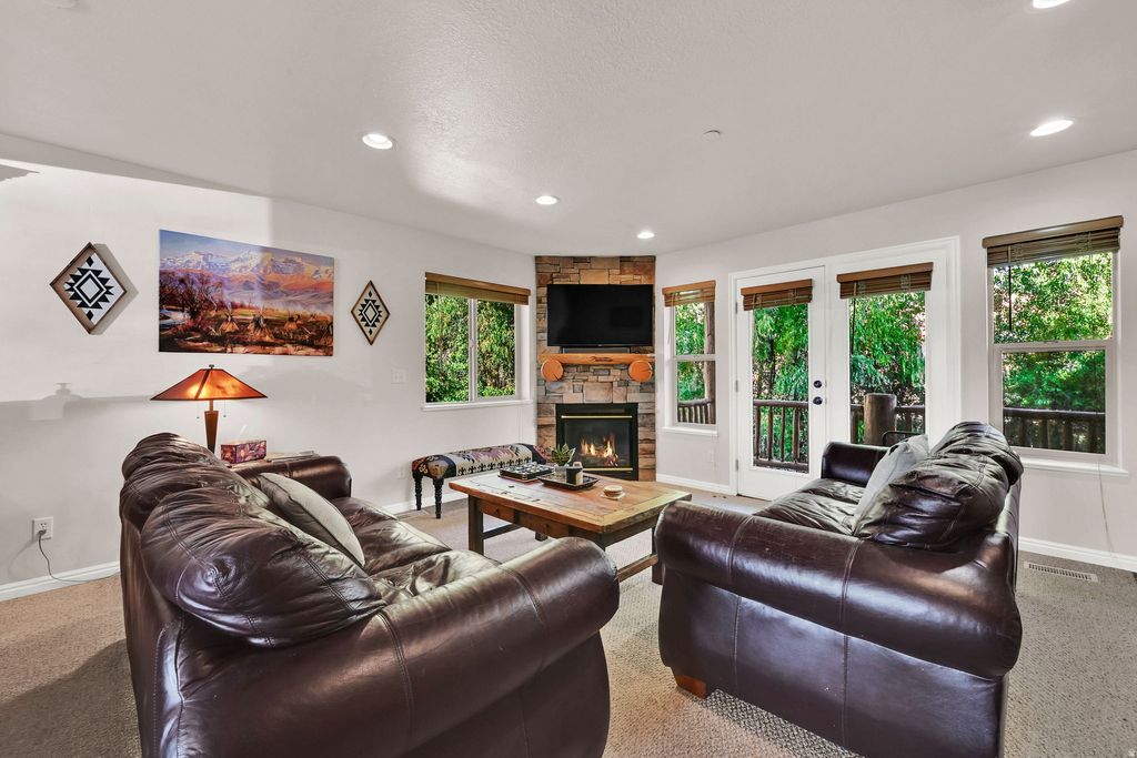 Photo of 3521 N FOX RUN DR E #803, Eden, UT 84310 (MLS # 2148509)