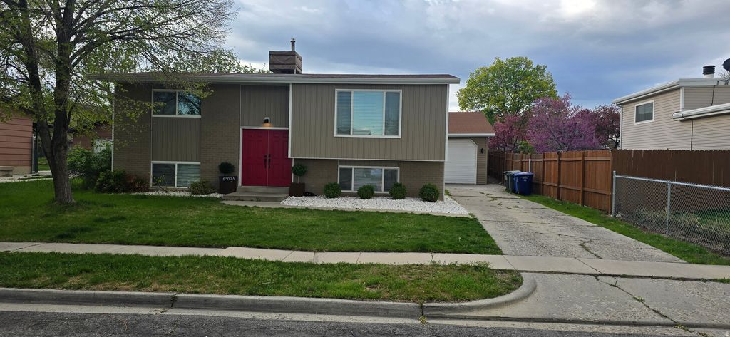 Photo of 4903 W KATHLEEN AVE, West Valley City, UT 84120 (MLS # 2149467)