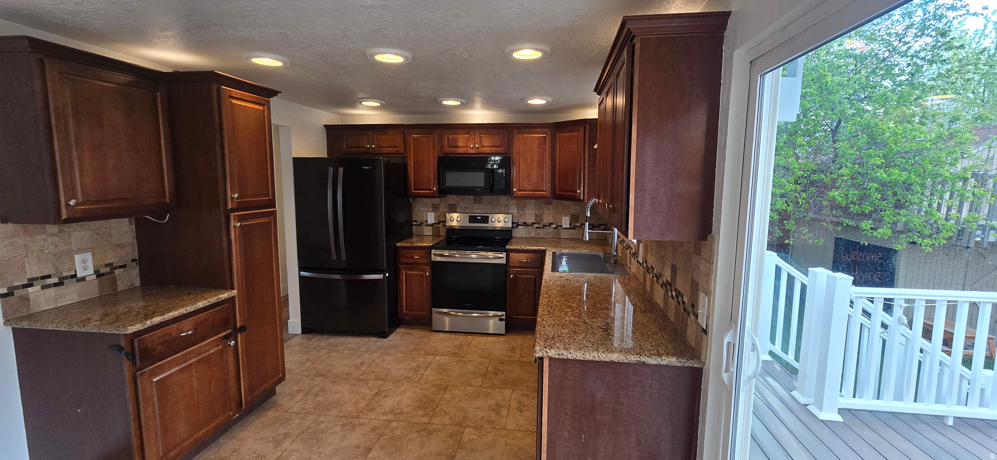 SUNDOWN - Residential