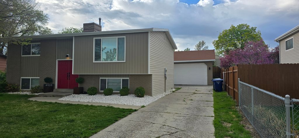 Photo of 4903 W KATHLEEN AVE, West Valley City, UT 84120 (MLS # 2149467)