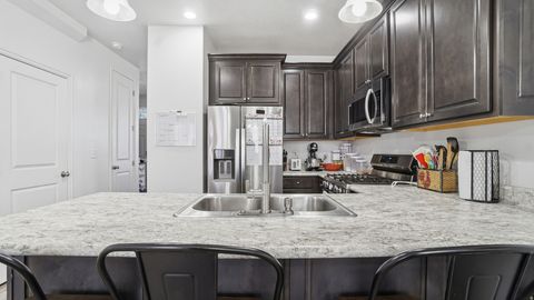 Tiny photo for 685 N 220 E, Salem, UT 84653 (MLS # 2123612)