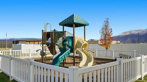 Tiny photo for 685 N 220 E, Salem, UT 84653 (MLS # 2123612)