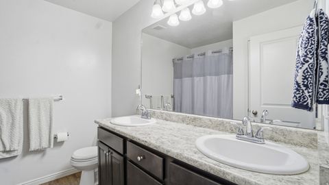 Tiny photo for 685 N 220 E, Salem, UT 84653 (MLS # 2123612)