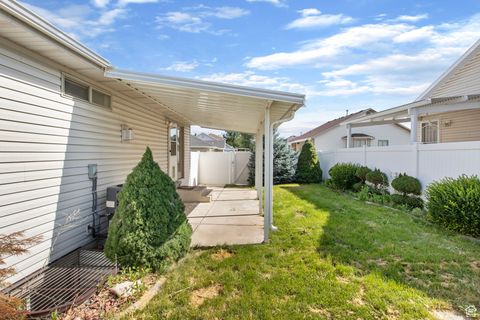 Tiny photo for 4593 PROMENADE DR, Roy, UT 84067 (MLS # 2100549)