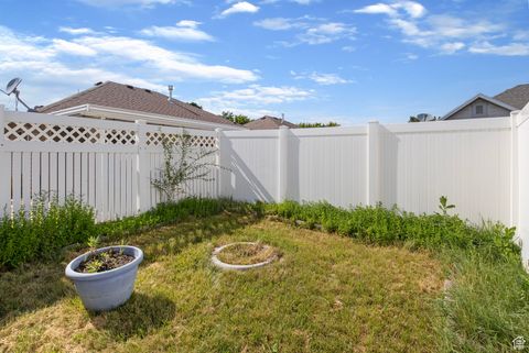 Tiny photo for 4593 PROMENADE DR, Roy, UT 84067 (MLS # 2100549)