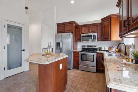 Tiny photo for 4593 PROMENADE DR, Roy, UT 84067 (MLS # 2100549)