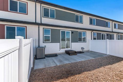 Tiny photo for 663 E RYEGRASS DR #303, Eagle Mountain, UT 84005 (MLS # 2154157)